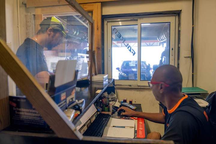 Atelier de réparation de pneus Saint-Leu