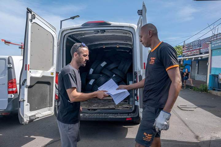 Livraison de pneus Saint-Leu